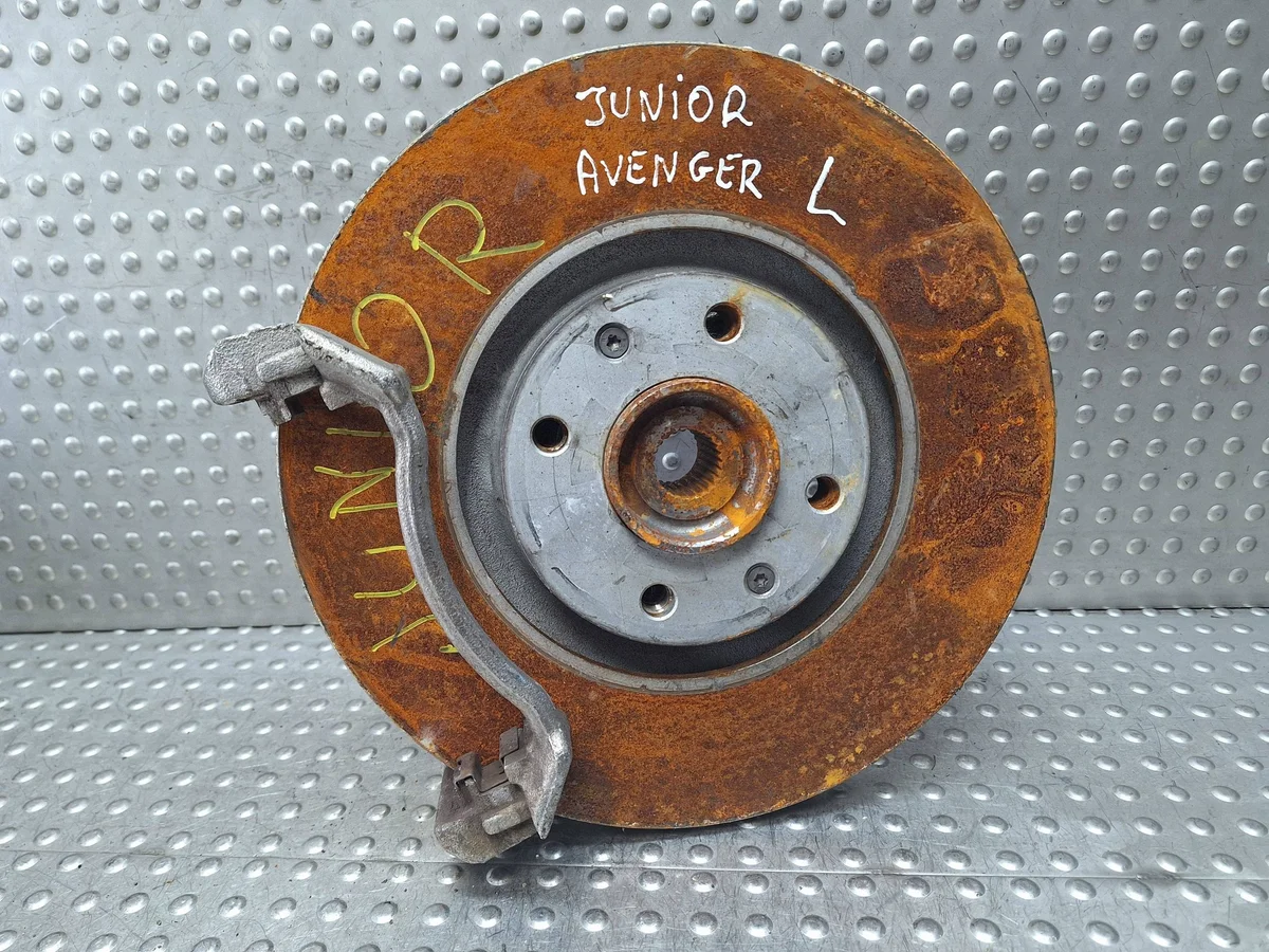 Porte-moyeu avant gauche Alfa Romeo Junior