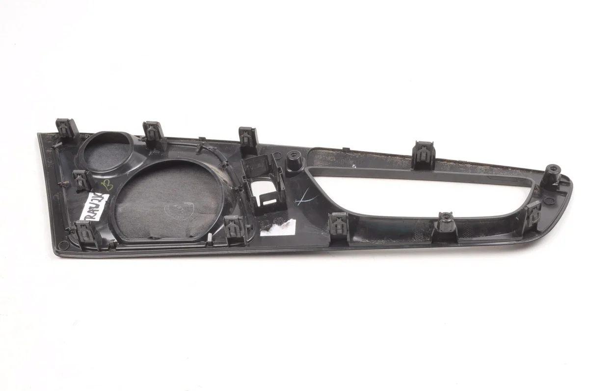 Volvo XC60 II Speaker Cover Links Voor image 4