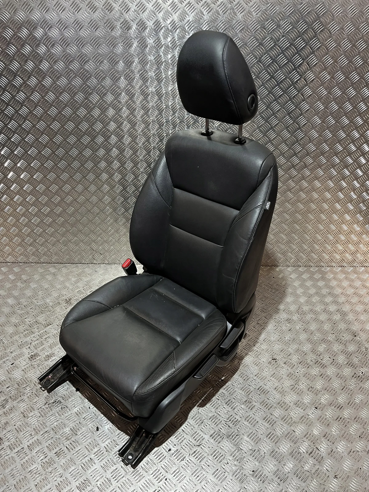 Vänster framstol Honda HR-V II 15- DG34310