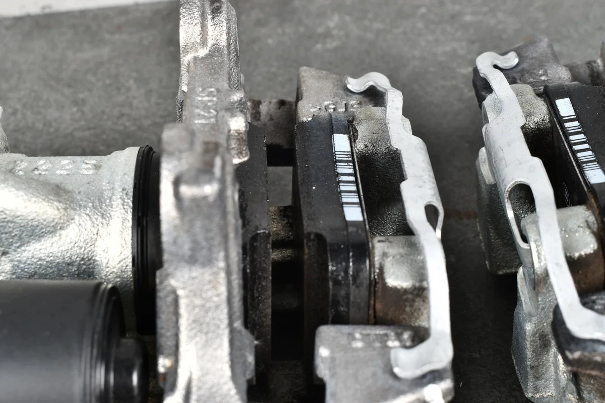 BMW F40 F45 F48 F39 Bremsen Teile image 6