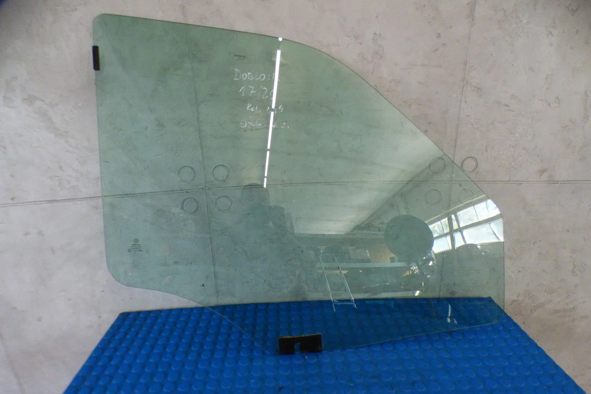 Cristal Puerta Delantera Derecha Fiat Doblo II