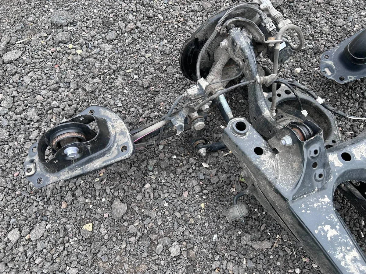 Sospensione Posteriore Toyota Corolla E21 Hatchback image 5