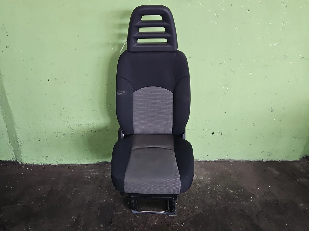 Asiento Izquierdo IVECO DAILY IV 06-14 IMPRK1622529