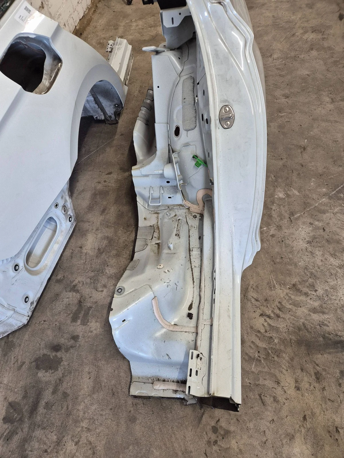VW Passat B8 Left Rear Quarter Panel Used image 4