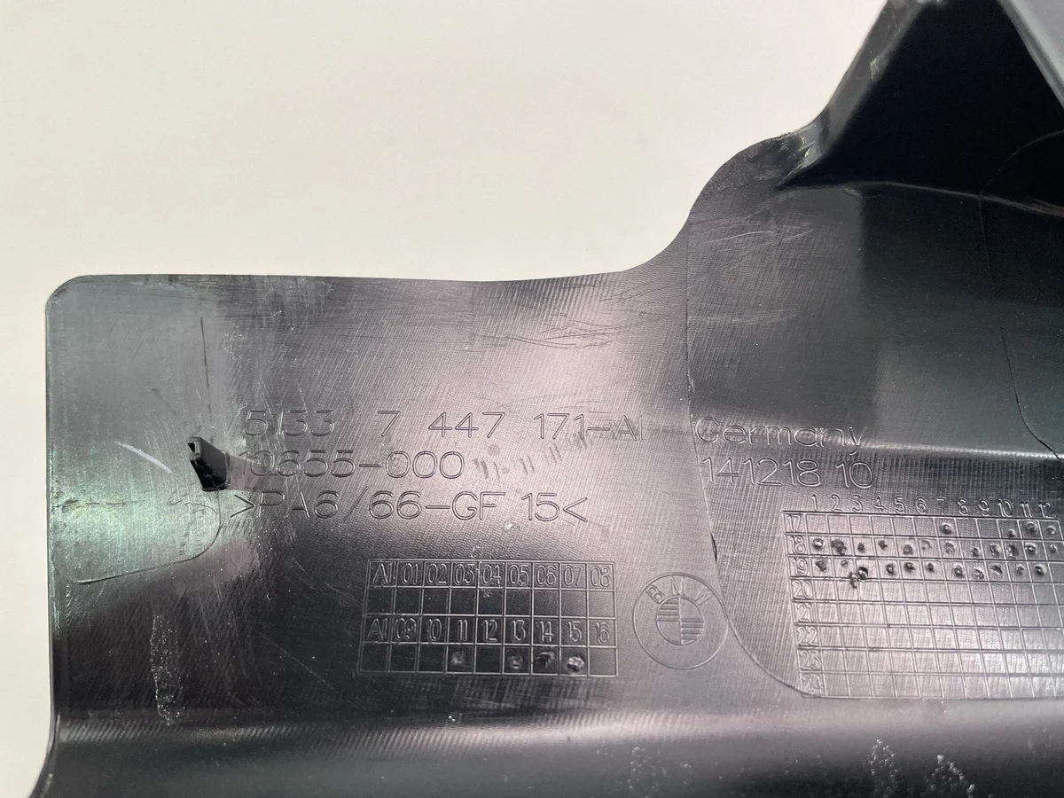 BMW G20 G21 dörrlist Harman Kardon vänster fram image 5