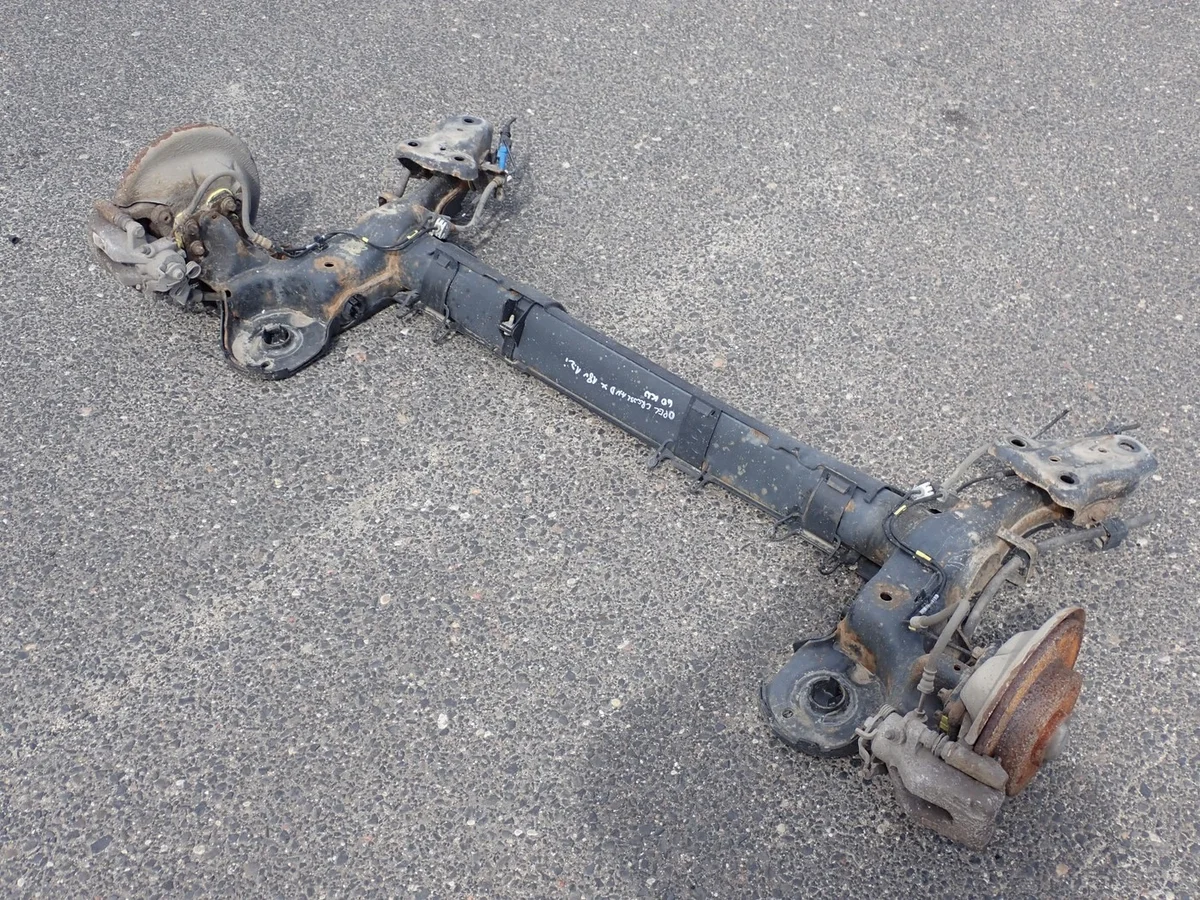 Asse posteriore Opel Crossland X usato ROZZ12312332