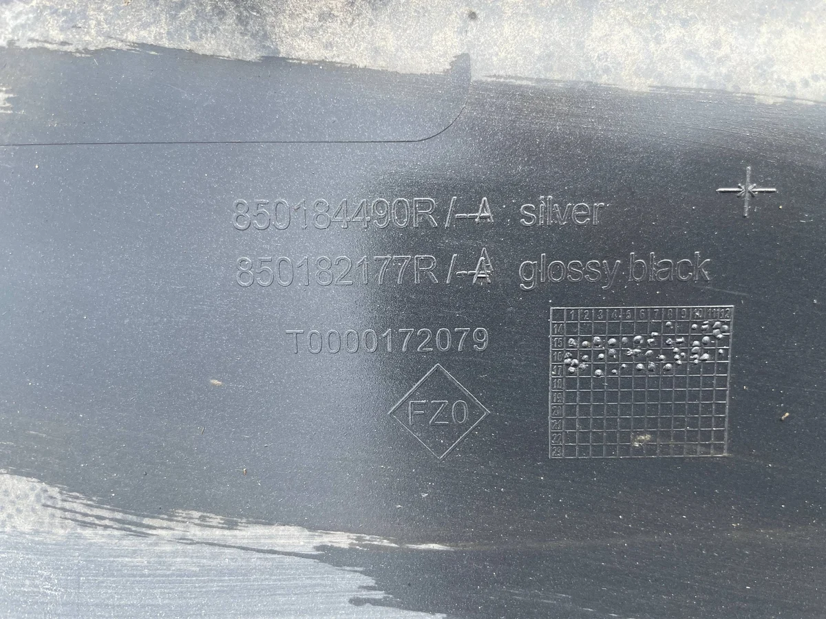 Renault Kadjar 15-18 Difusor Trasero Usado image 9