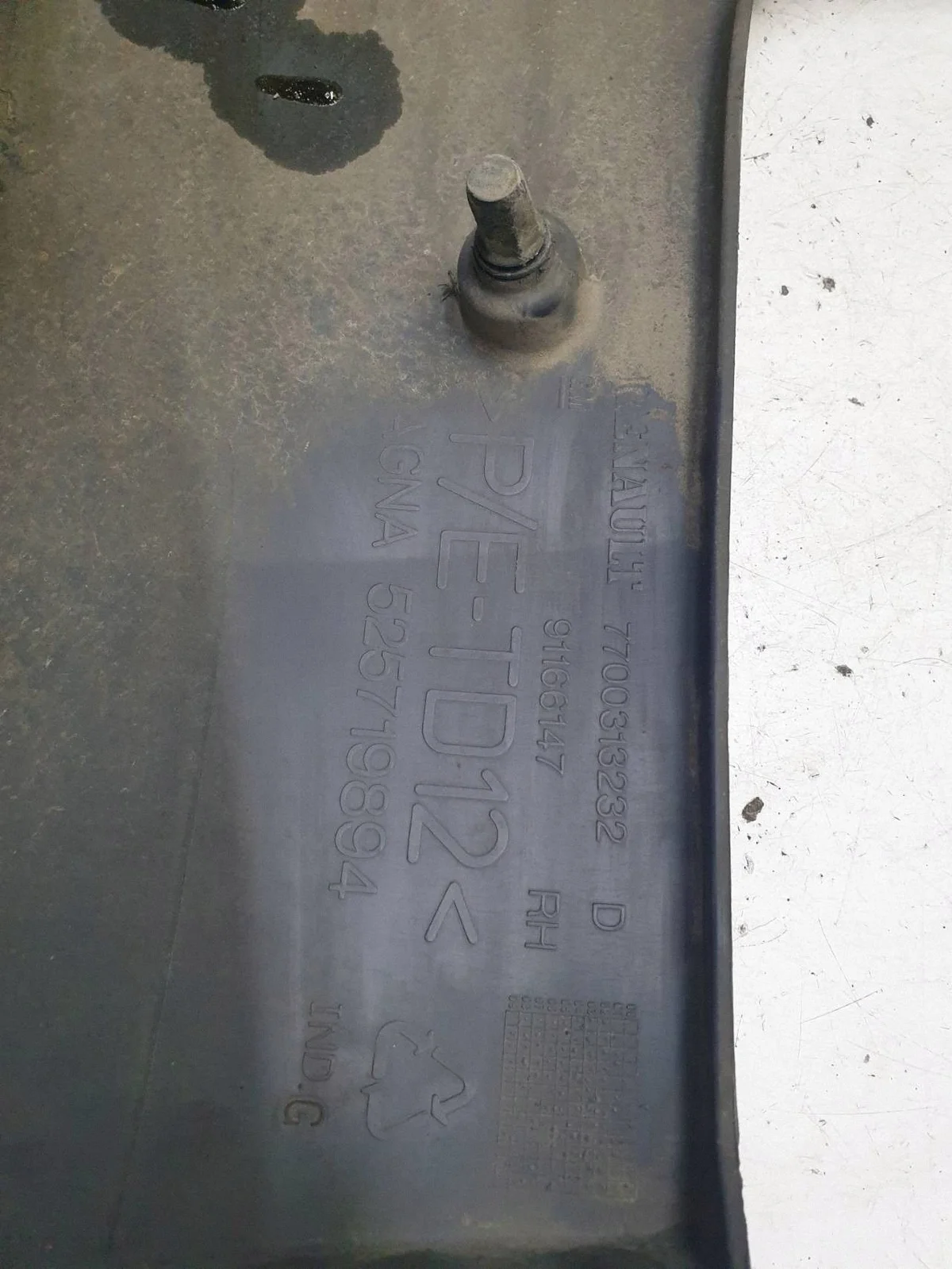 Hoek bumper achter Opel Vivaro Rechts image 8