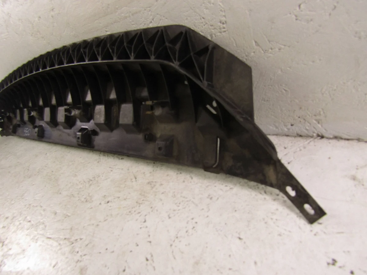 Skoda Octavia Mk3 Front Bumper Cover Used image 5