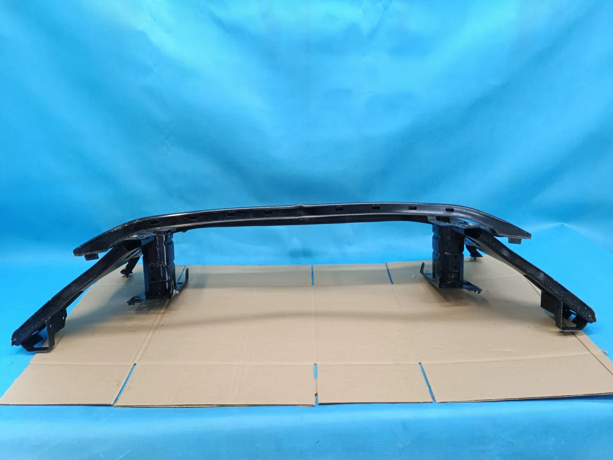 VW Tiguan 3 Refuerzo Parachoques Delantero image 3