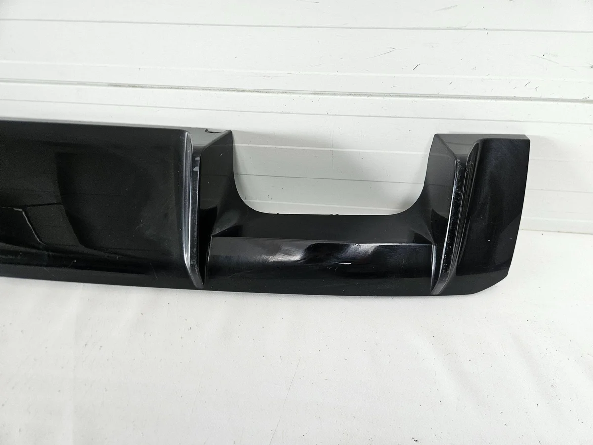BMW M4 G82 G83 Diffuseur Arrière OEM 51128074726 image 3