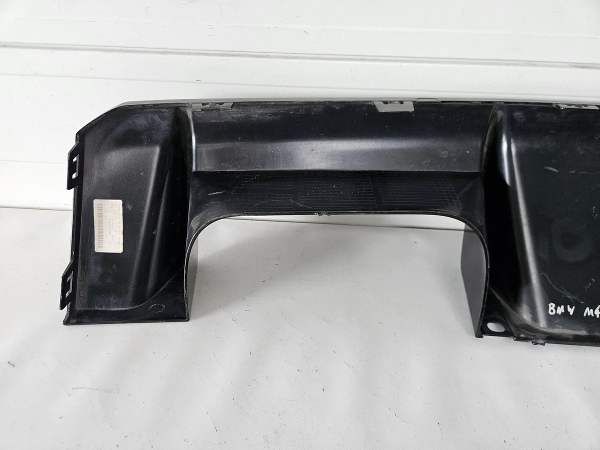 BMW M4 G82 G83 Diffuseur Arrière OEM 51128074726 image 6