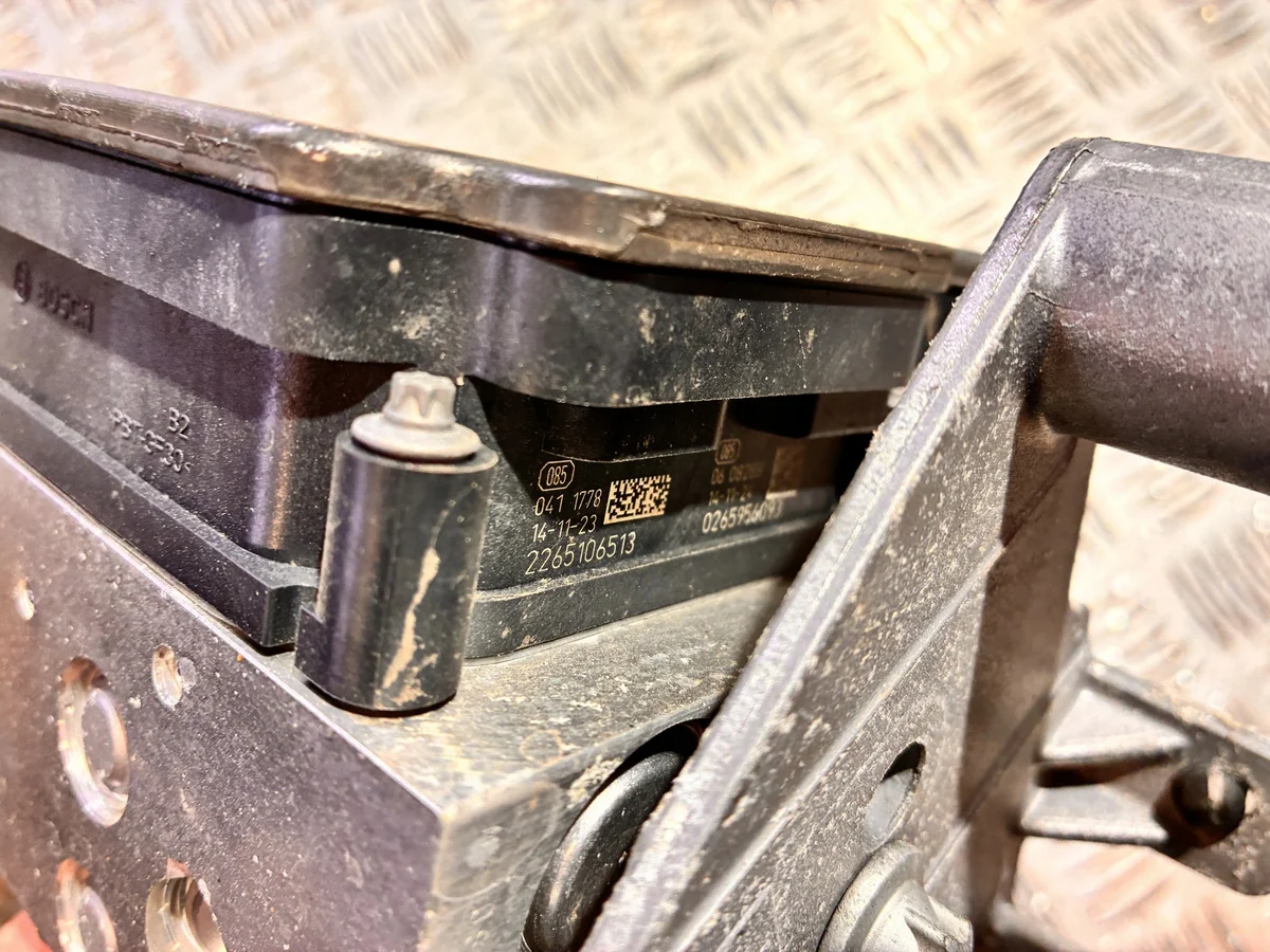 Pompe ABS Mercedes-Benz CLS C218 A2124310348 image 4