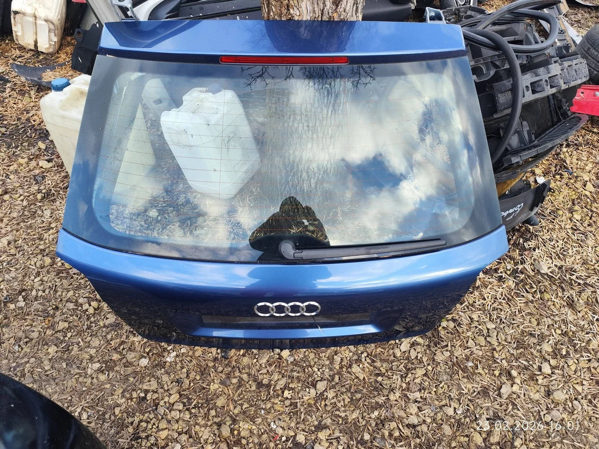 Portón Audi A3 S3 8P LZ5C CVQ10718