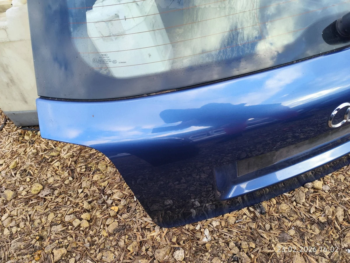 Bagklucka Audi A3 S3 8P LZ5C CVQ10718 image 7