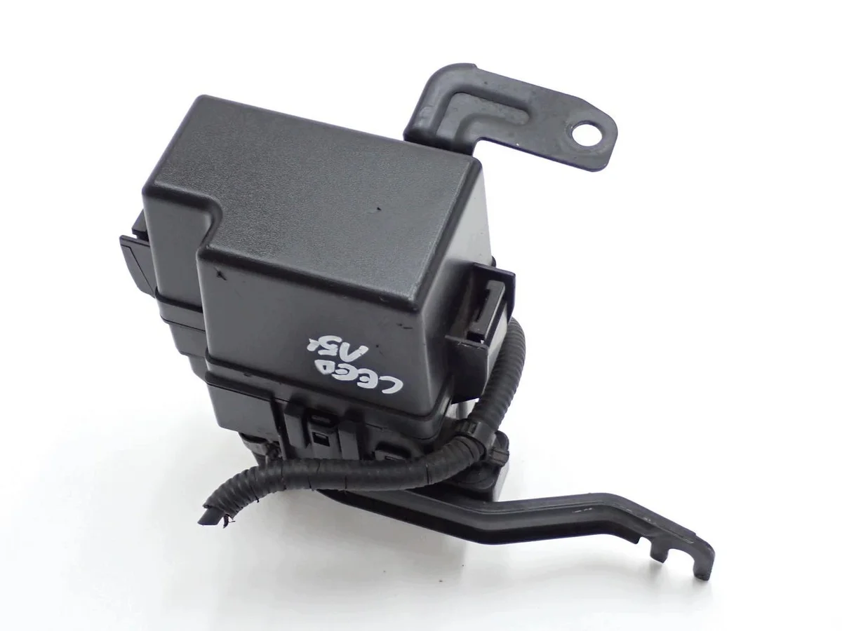 Boîte à fusibles Kia Ceed II 15r OEM 18790-01034