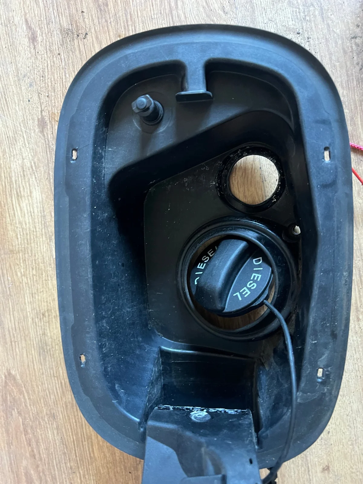 Tampa Tanque Combustível Alfa Romeo Stelvio Usada image 3