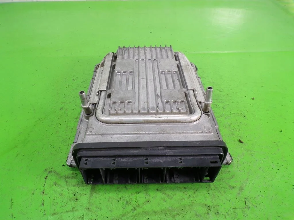 Unidade de Controle Motor BMW F02 ALPINA 4.4 V8