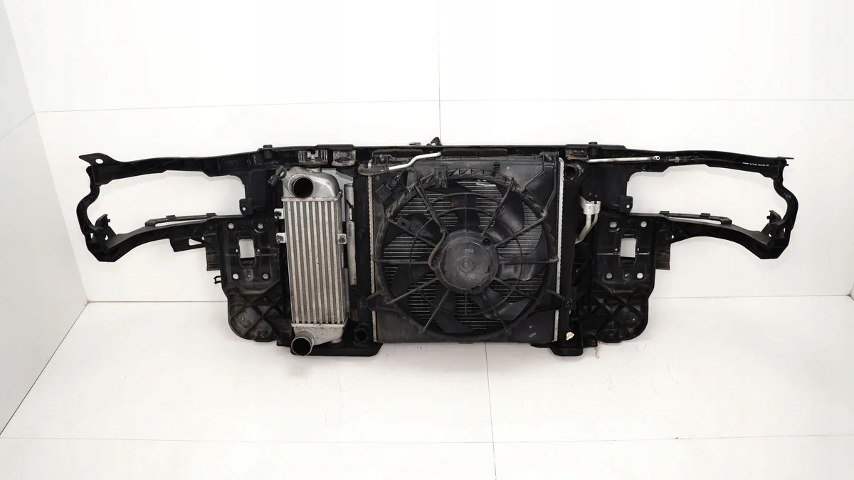 Voorste Riem Hyundai i30 1.6 CRDI image 8