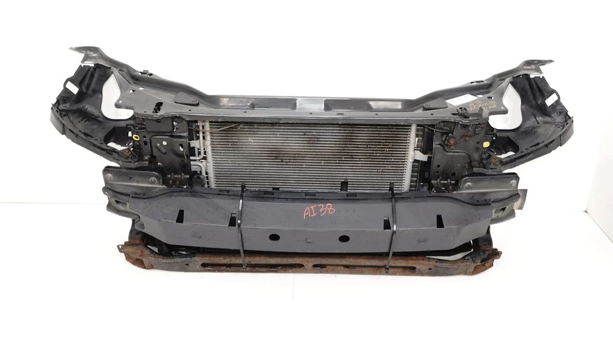 Vooras Volvo XC60 2.0D 08-13 Gebruikt