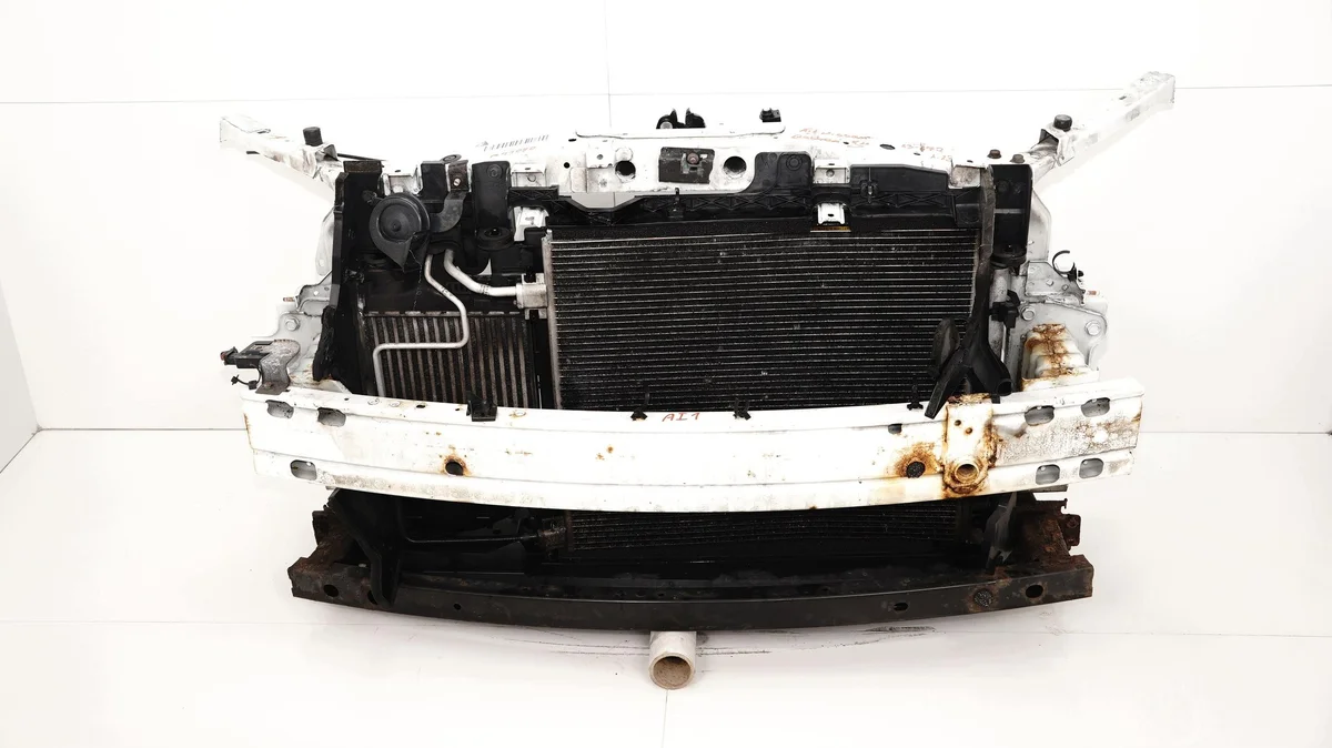 PAS AVANT NISSAN QASHQAI J11 1.2B 13-17