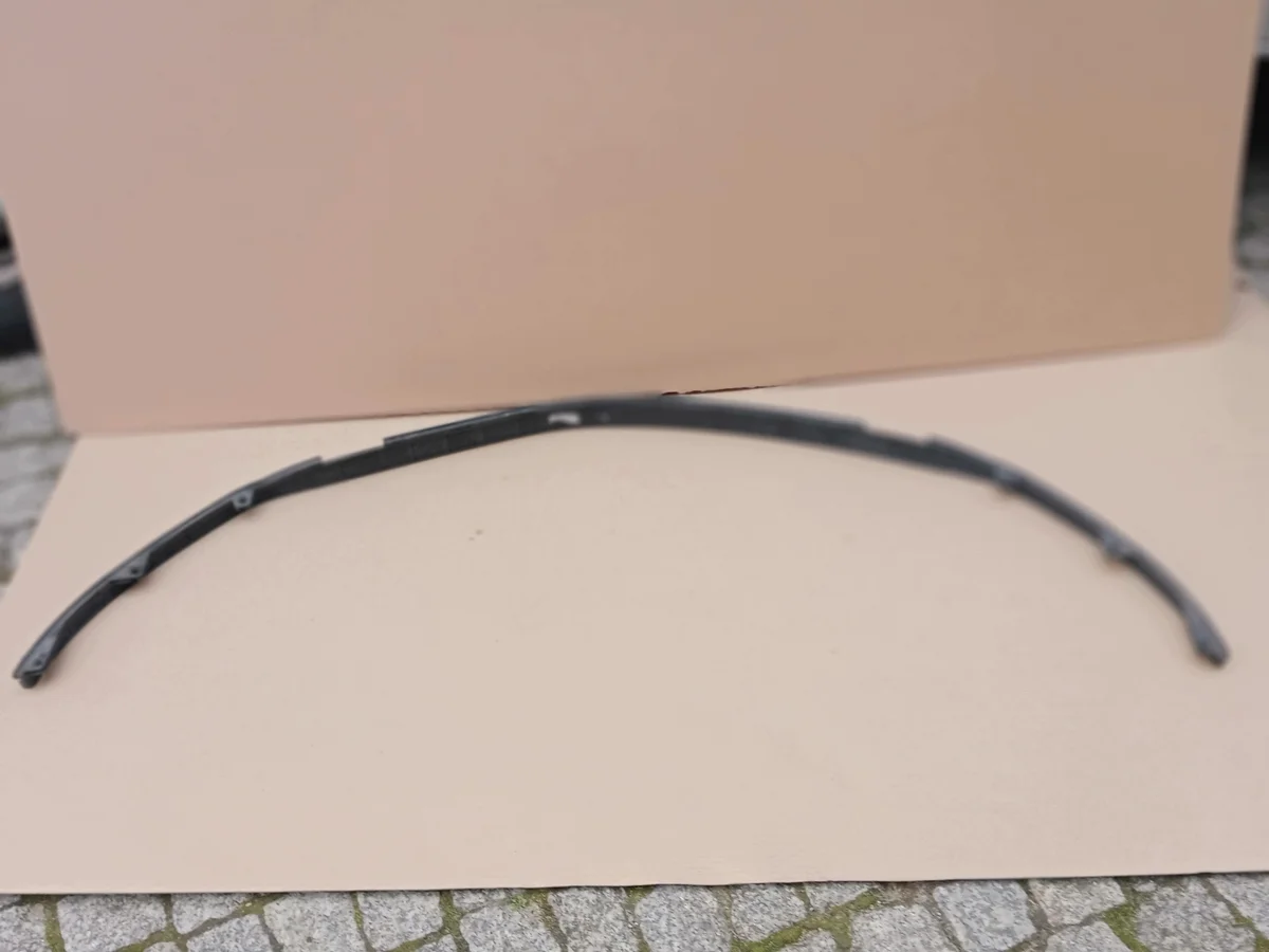 Hyundai i20 II Spoiler Lippe vorne gebraucht image 3