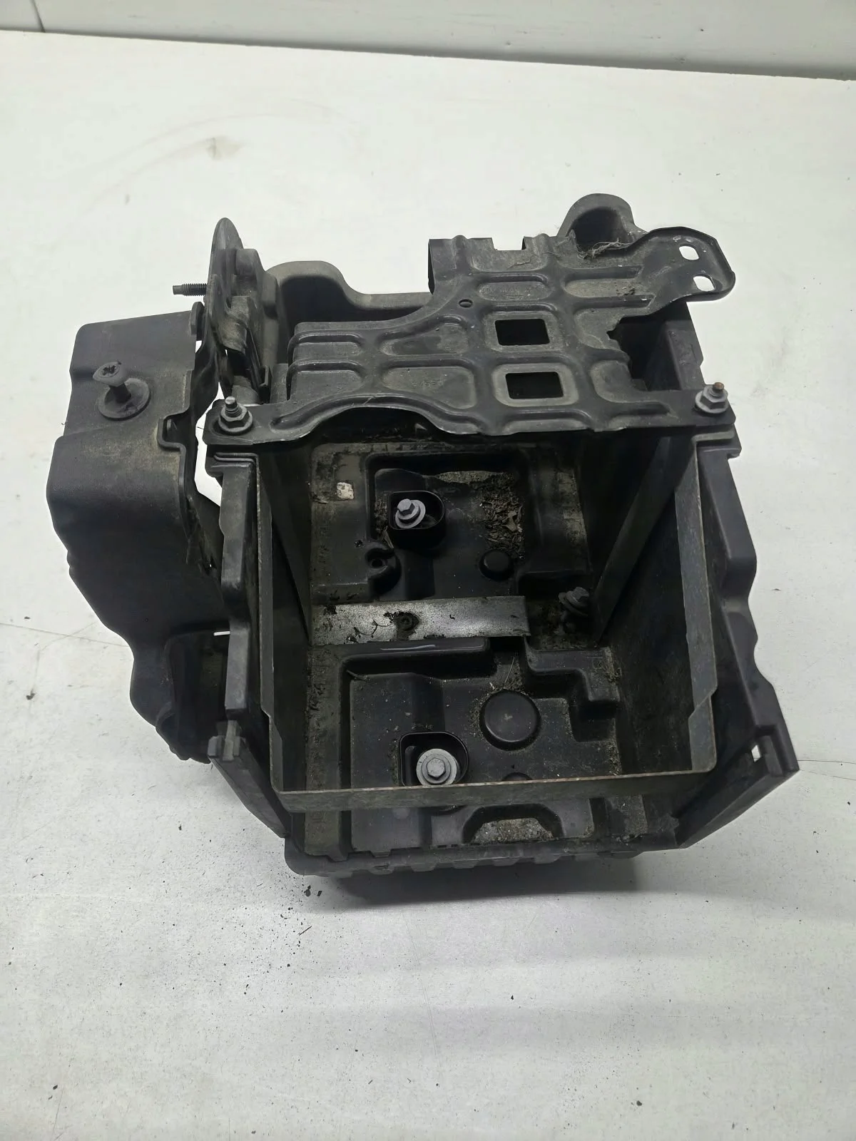 Ford B-Max Akun kotelo C1BT-10723