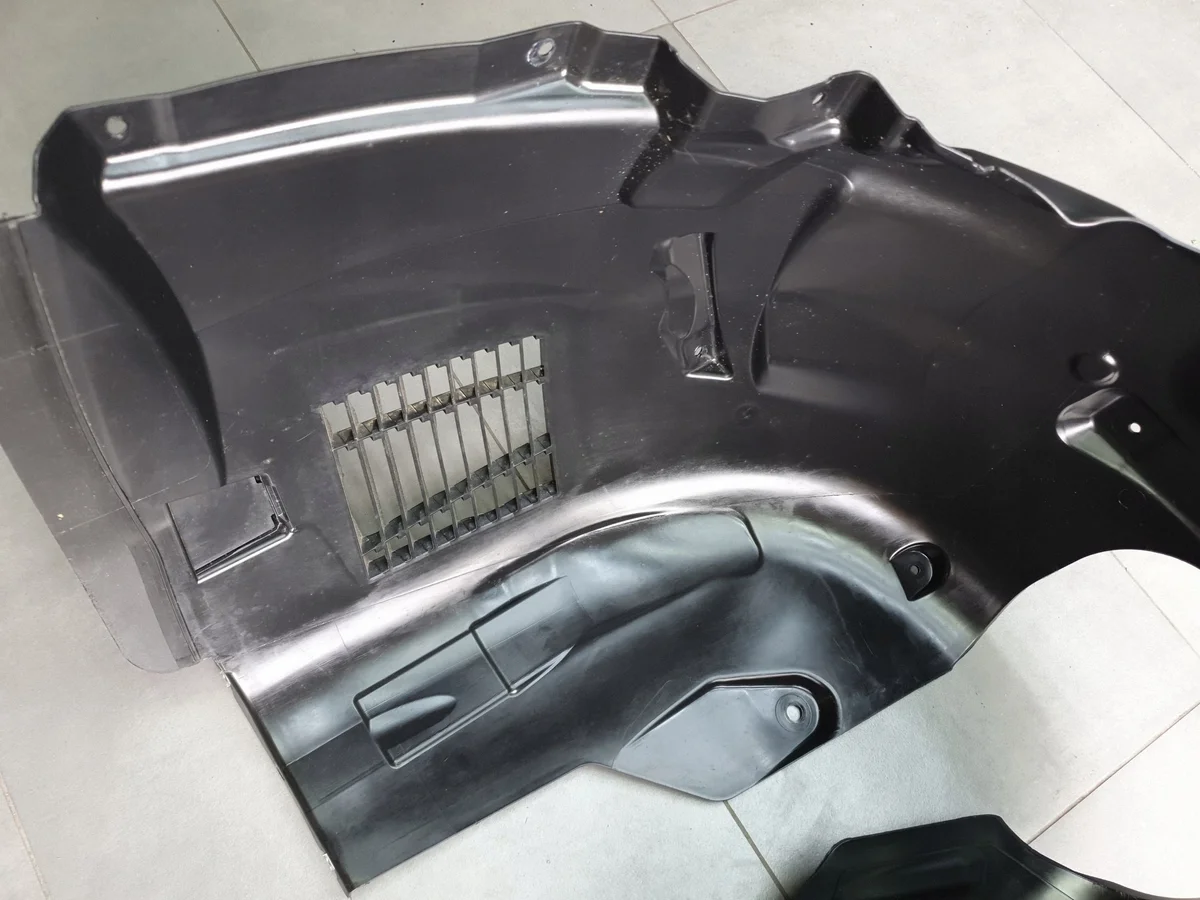 Audi A3 8Y Nadkole lewe 8Y0821171M