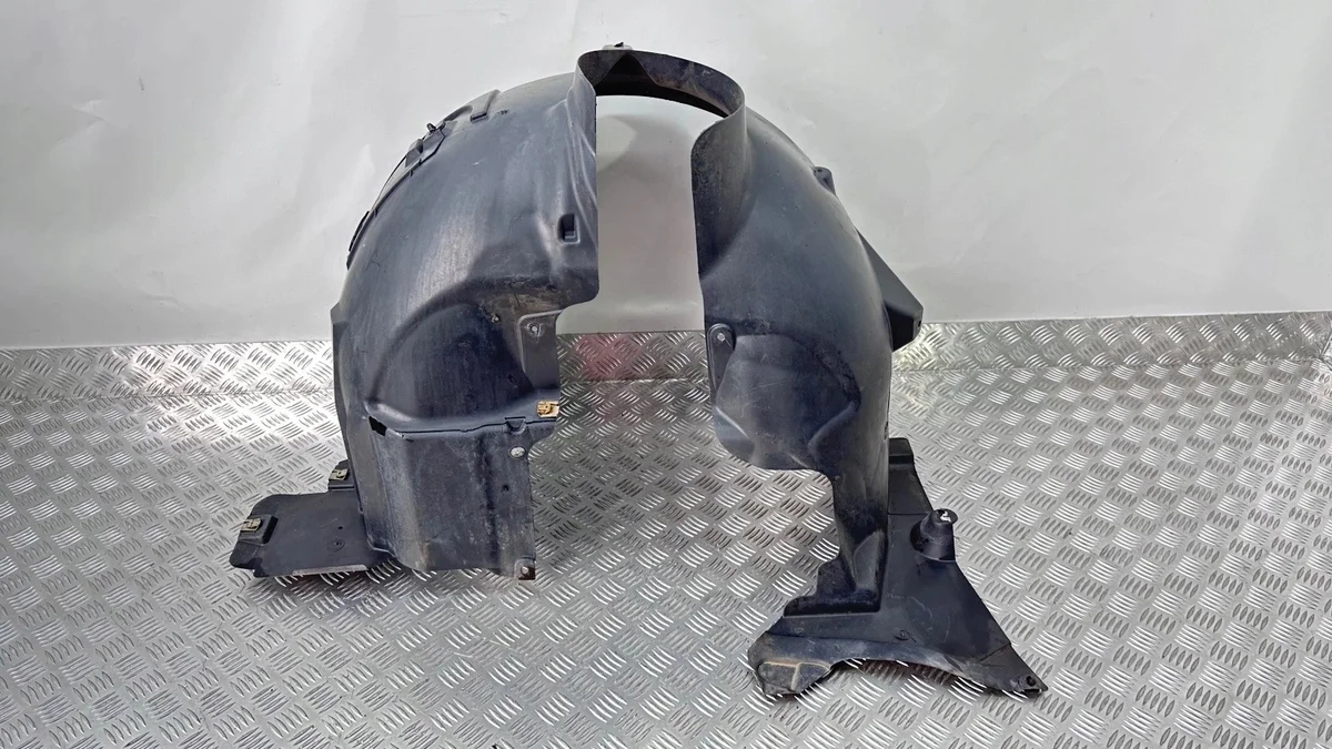 Passage de roue Avant Droit Mercedes Classe A W176