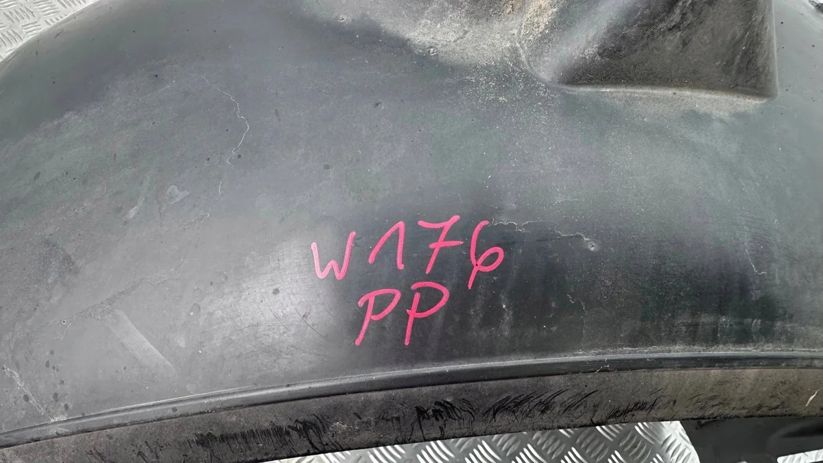 Passaruota anteriore destro Mercedes Classe A W176