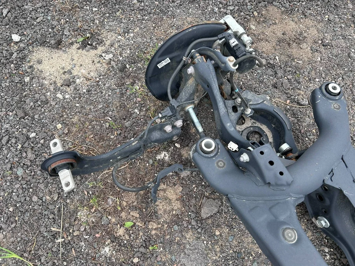 Suspension Arrière Toyota RAV4 V OYT32817 image 5