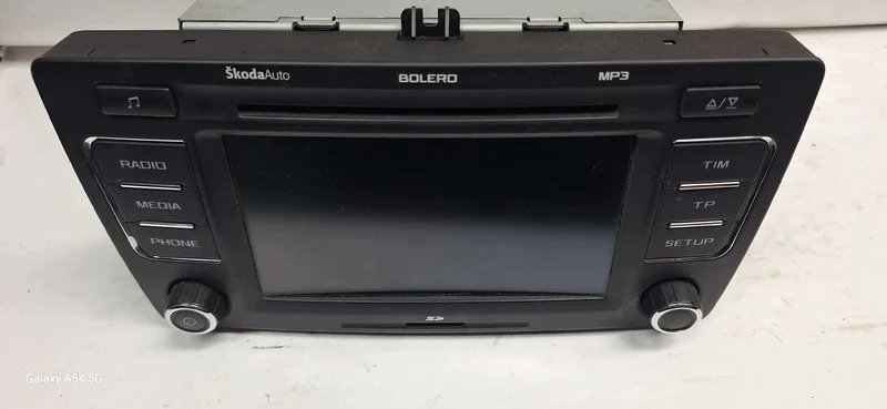 Radio Skoda Octavia II 1Z0035156F Gebruikt image 8