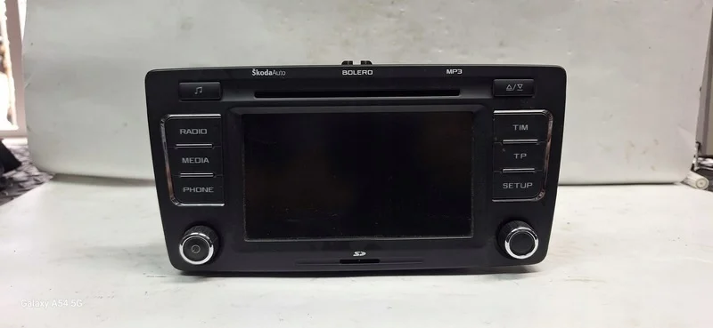 Radio Skoda Octavia II 1Z0035156F Gebruikt image 9