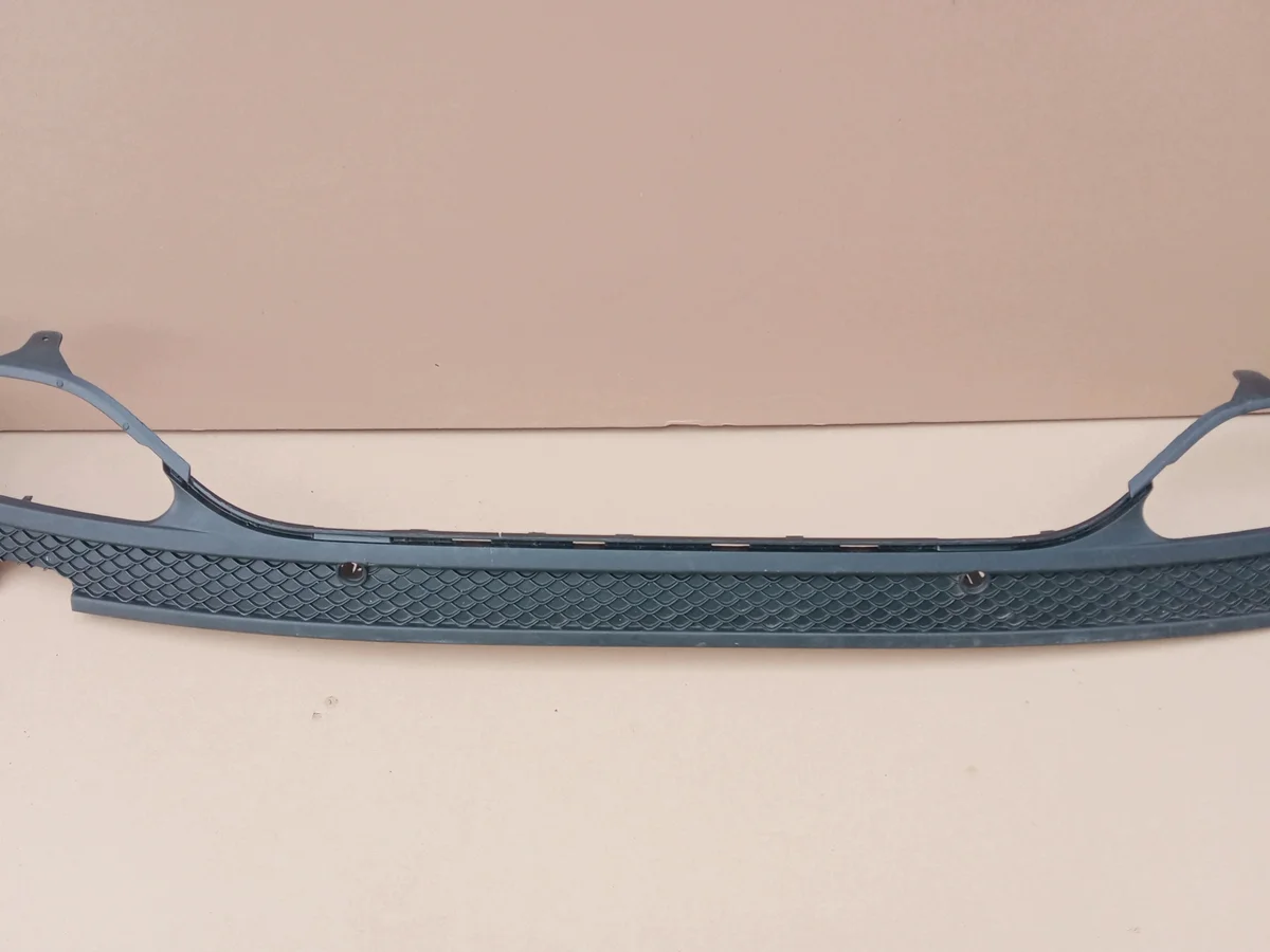 Alerón trasero Mercedes W205 A2058856238 image 3