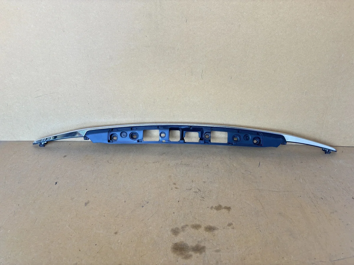 Klappe Blende Mazda 6 III GJ LIFT GBEF-50854 image 4