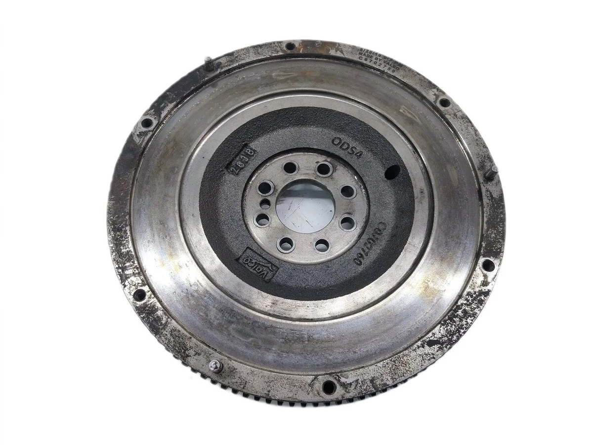 Volant moteur Citroën C6 2.7 V6 HDI C0702759