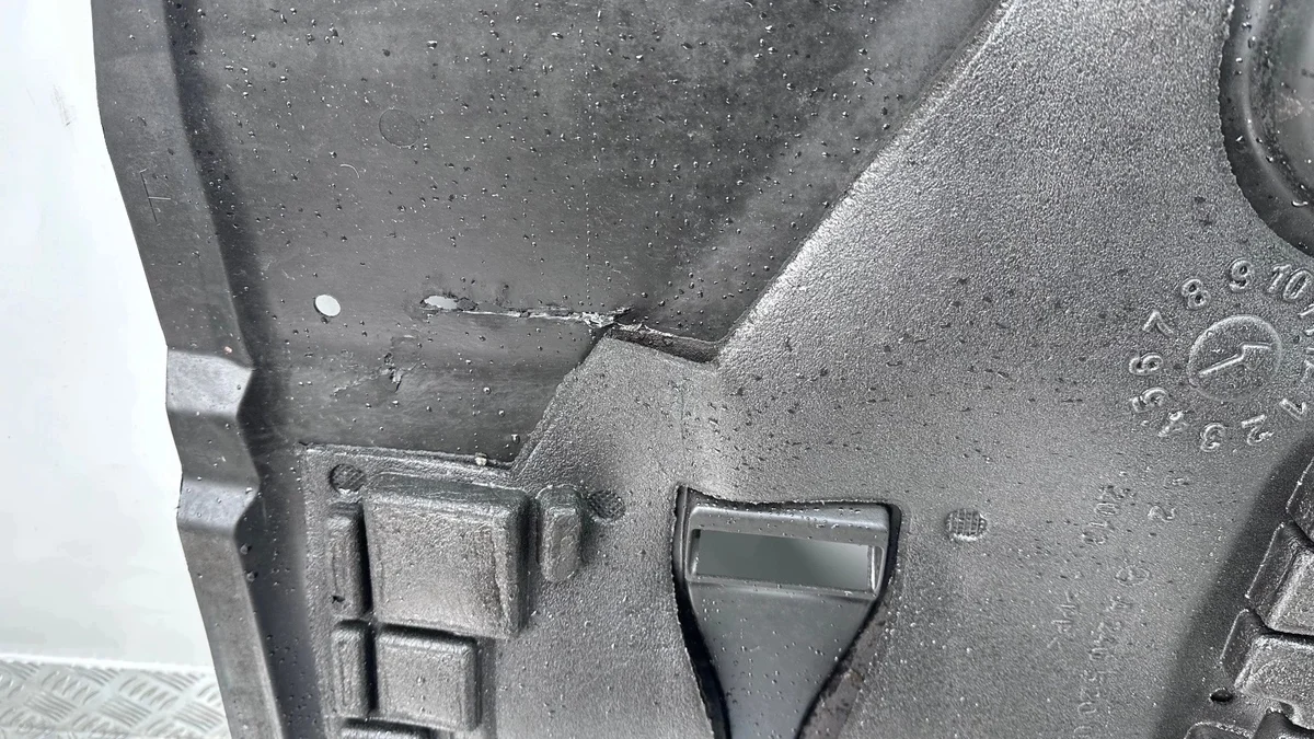 Unterfahrschutz für Mercedes A-Klasse W176 image 10
