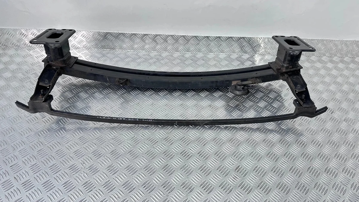 Refuerzo Parachoques Delantero Hyundai i30 III image 6