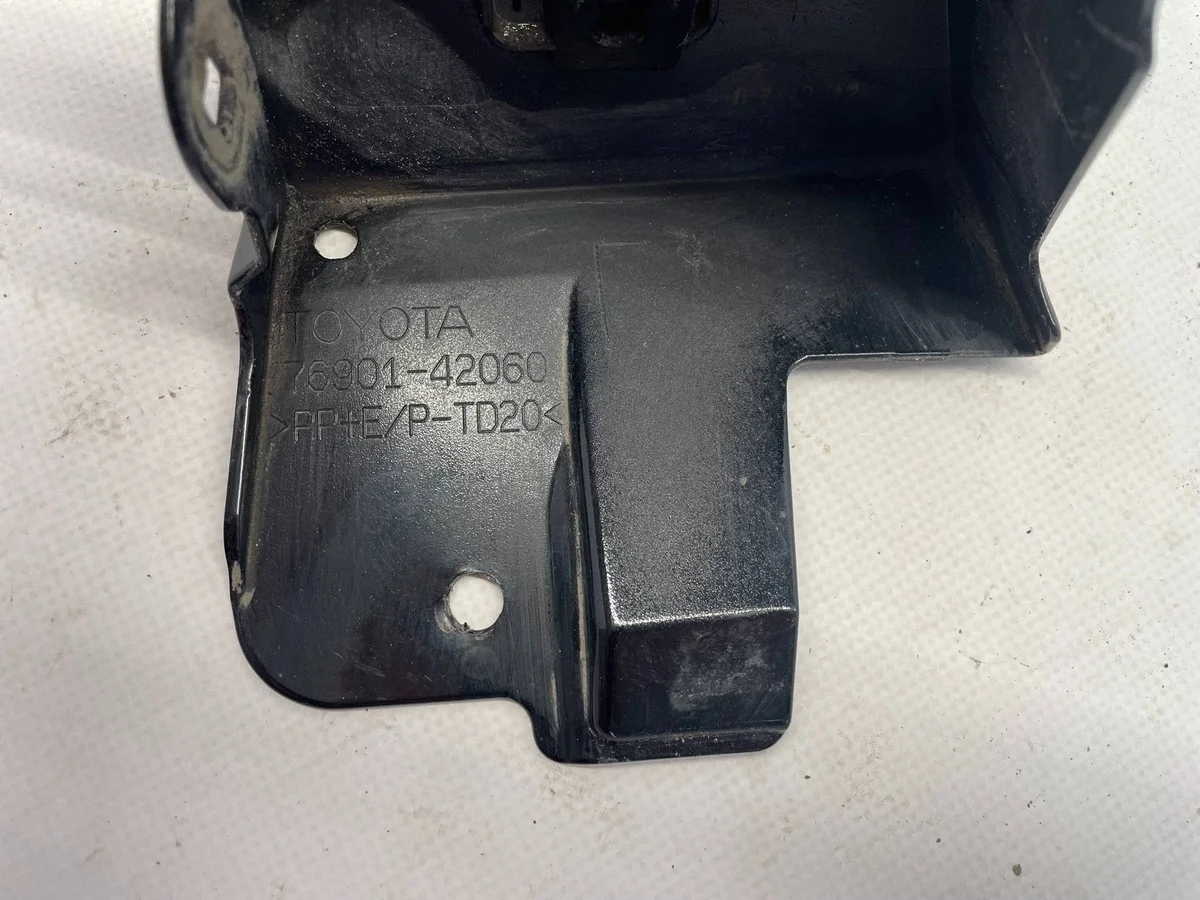 Toyota RAV4 V Bagage avant droit OYT34368 image 6