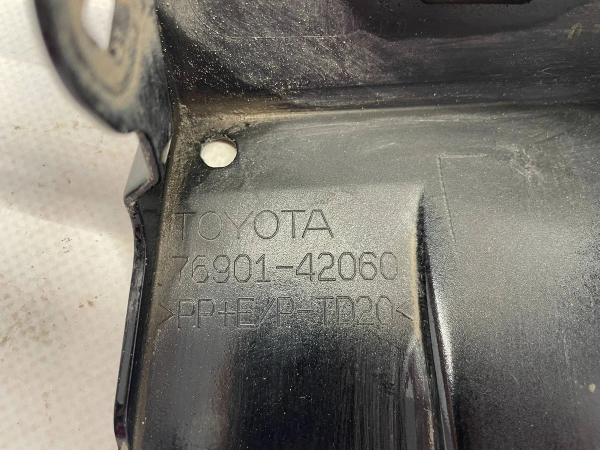 Toyota RAV4 V Bagage avant droit OYT34368 image 7