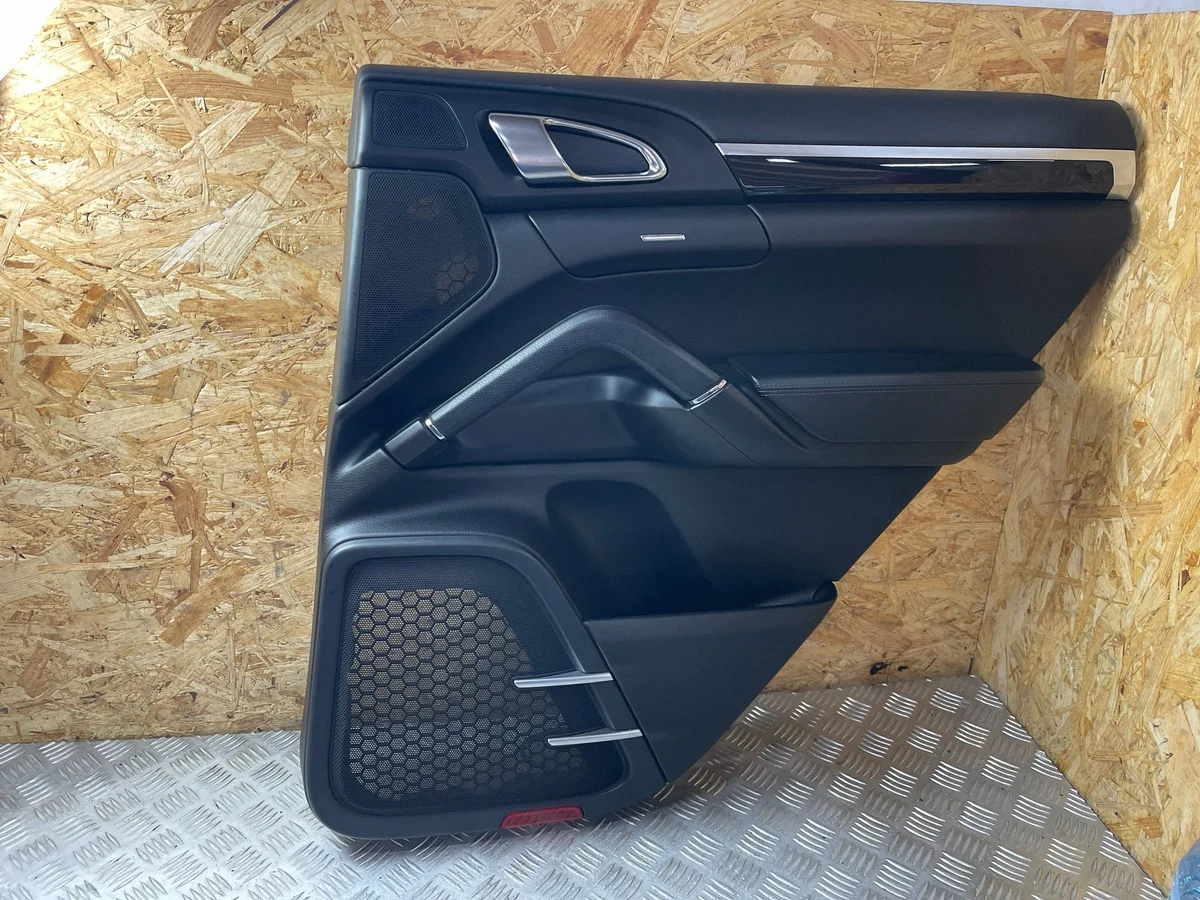 Porsche Cayenne 92A Panneau Arrière Droit