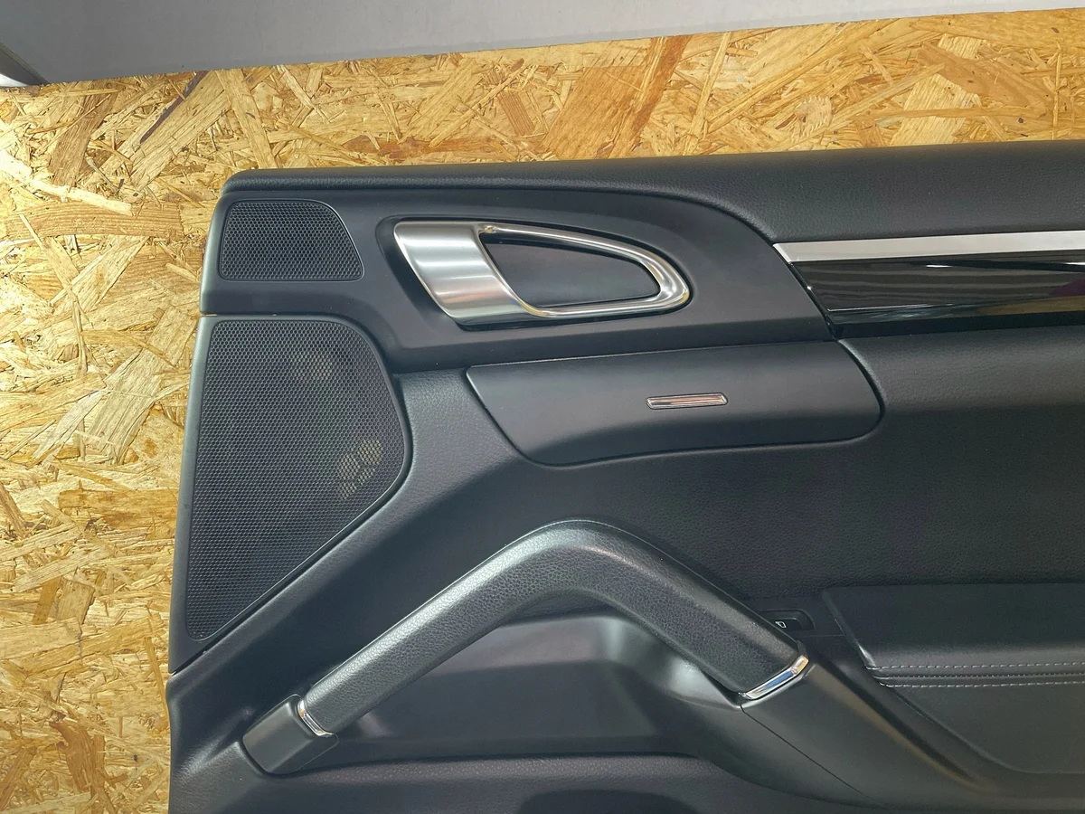Porsche Cayenne 92A Panneau Arrière Droit image 3