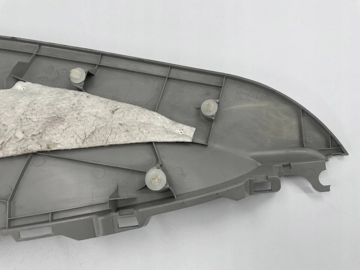 PRIUS III Rückseiten-Säulenabdeckung Links Hinten image 7