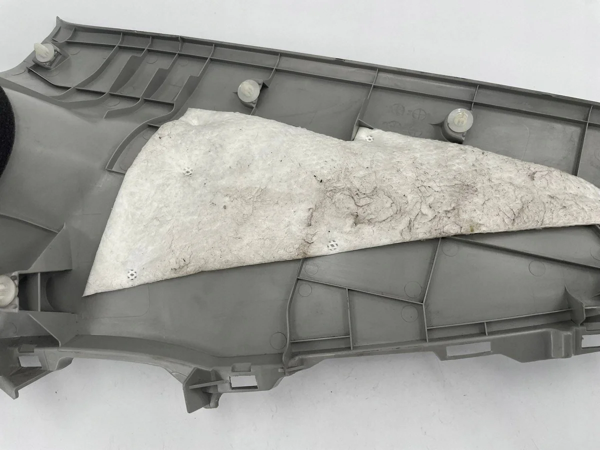 PRIUS III Rückseiten-Säulenabdeckung Links Hinten image 8