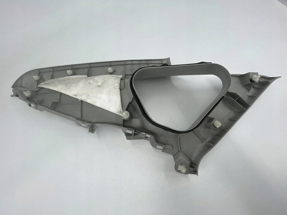 Toyota Prius XW30 2011 Painel Pilar C Esquerdo image 6