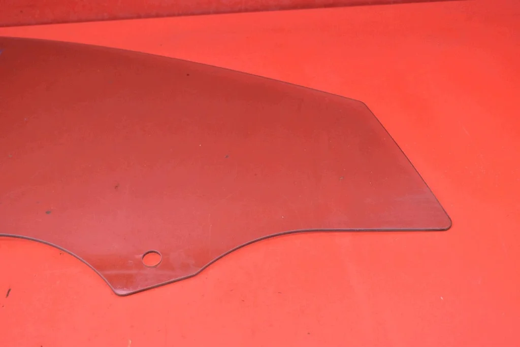 Cristal Lateral Derecho Skoda Octavia IV 19- image 3