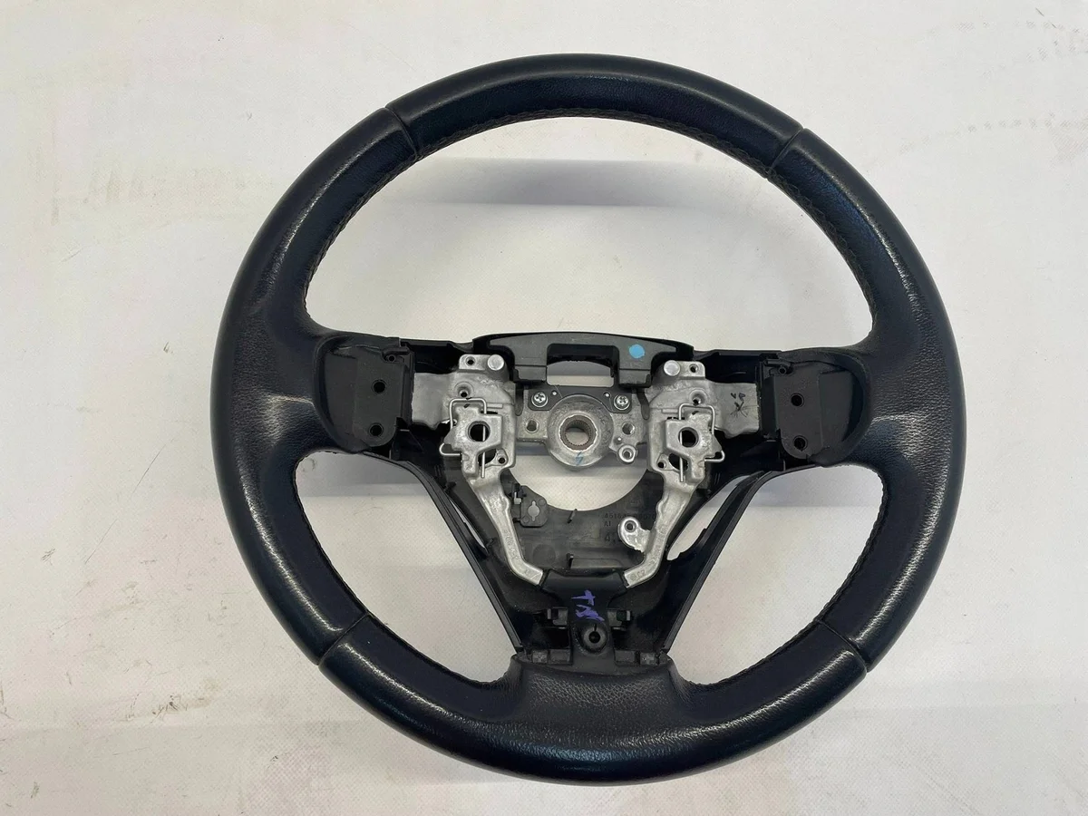 Toyota Avensis T27 Kierownica Skórzana OYT34373