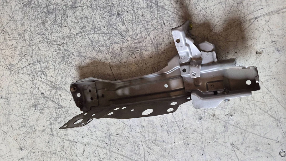 Support radiateur Toyota Corolla E210 E21 Occasion image 5