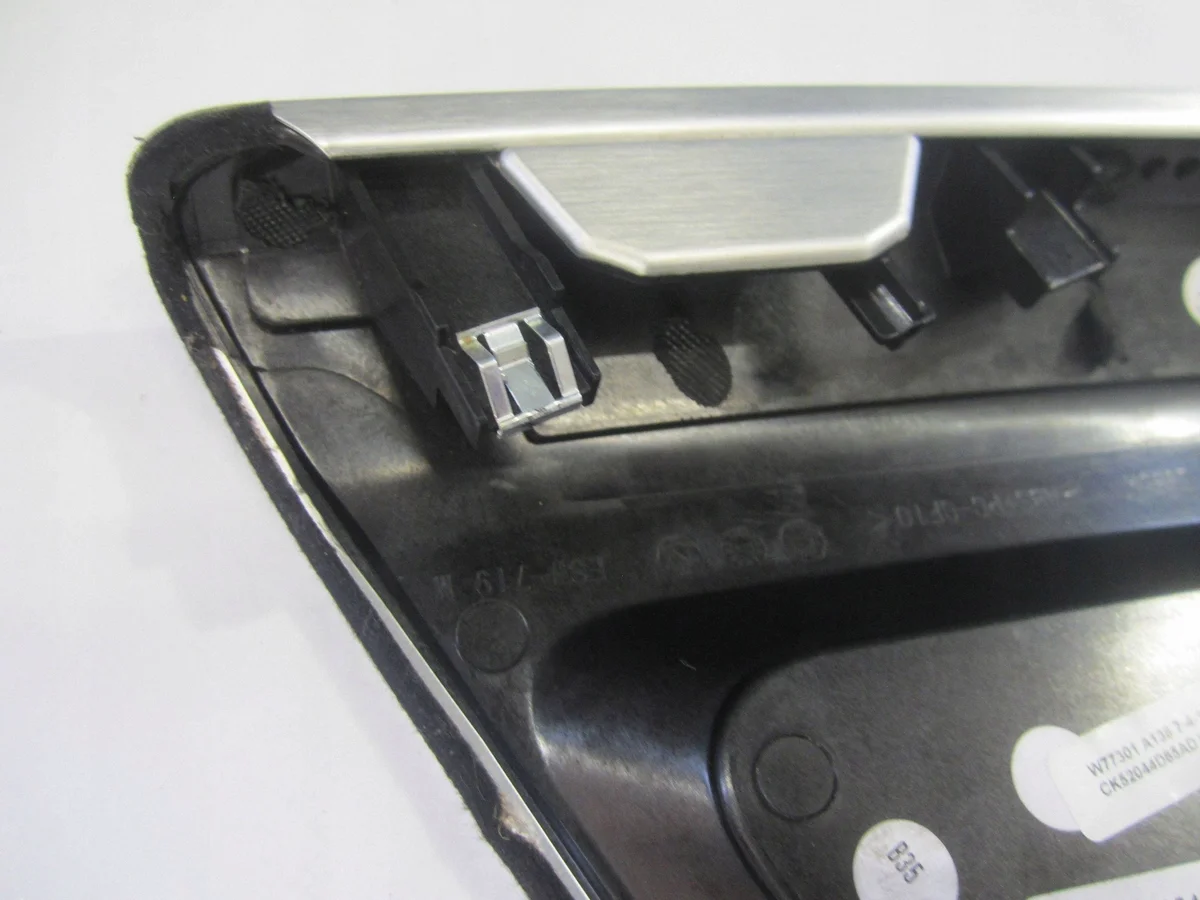 Listello tunnel Range Rover Vogue L405 CK52044D85AC image 8