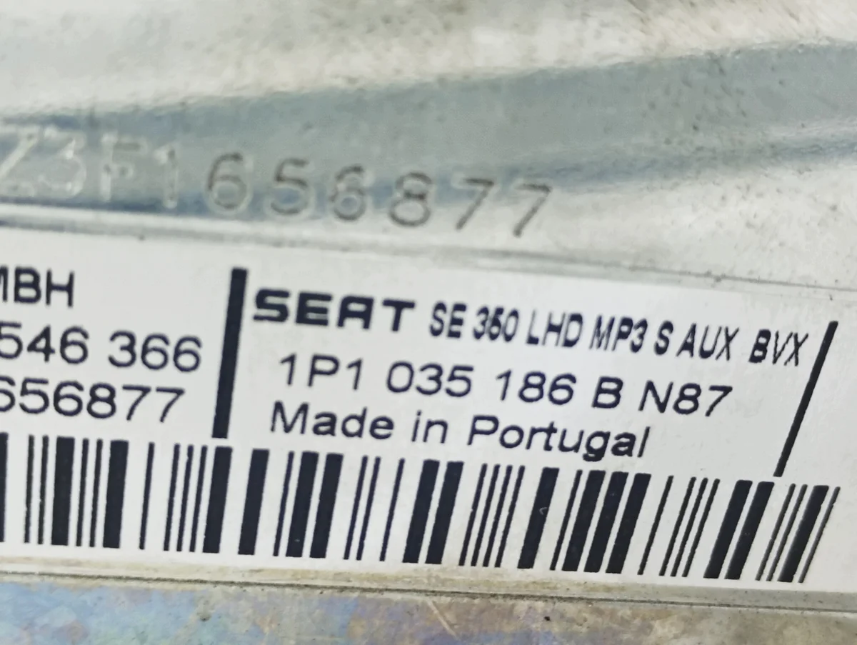 Radio Seat Leon 2 II 1P1035186B gebraucht image 5